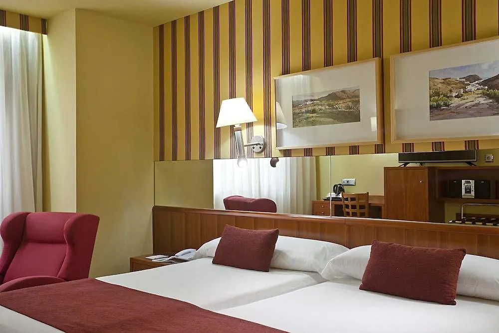 Ilunion Les Corts Spa Barcelona 4*,