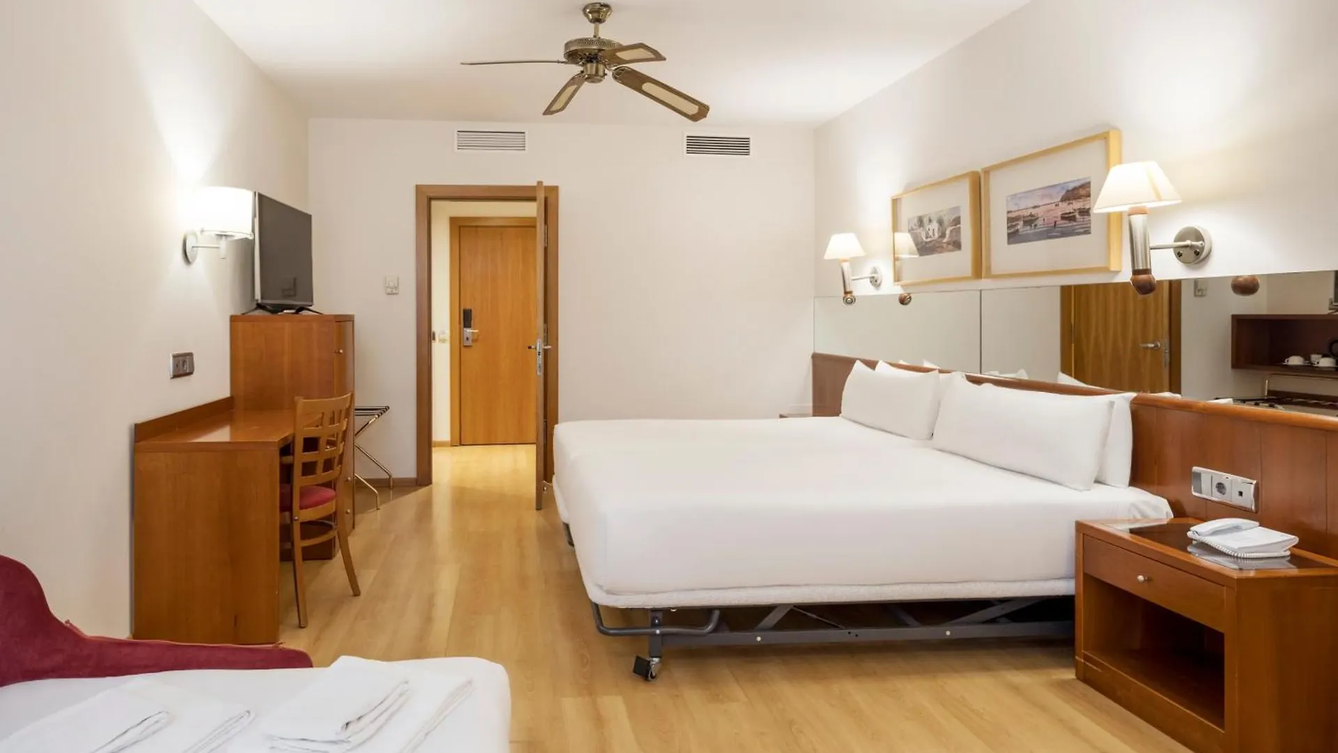 Ilunion Les Corts Spa Barcelona Spain