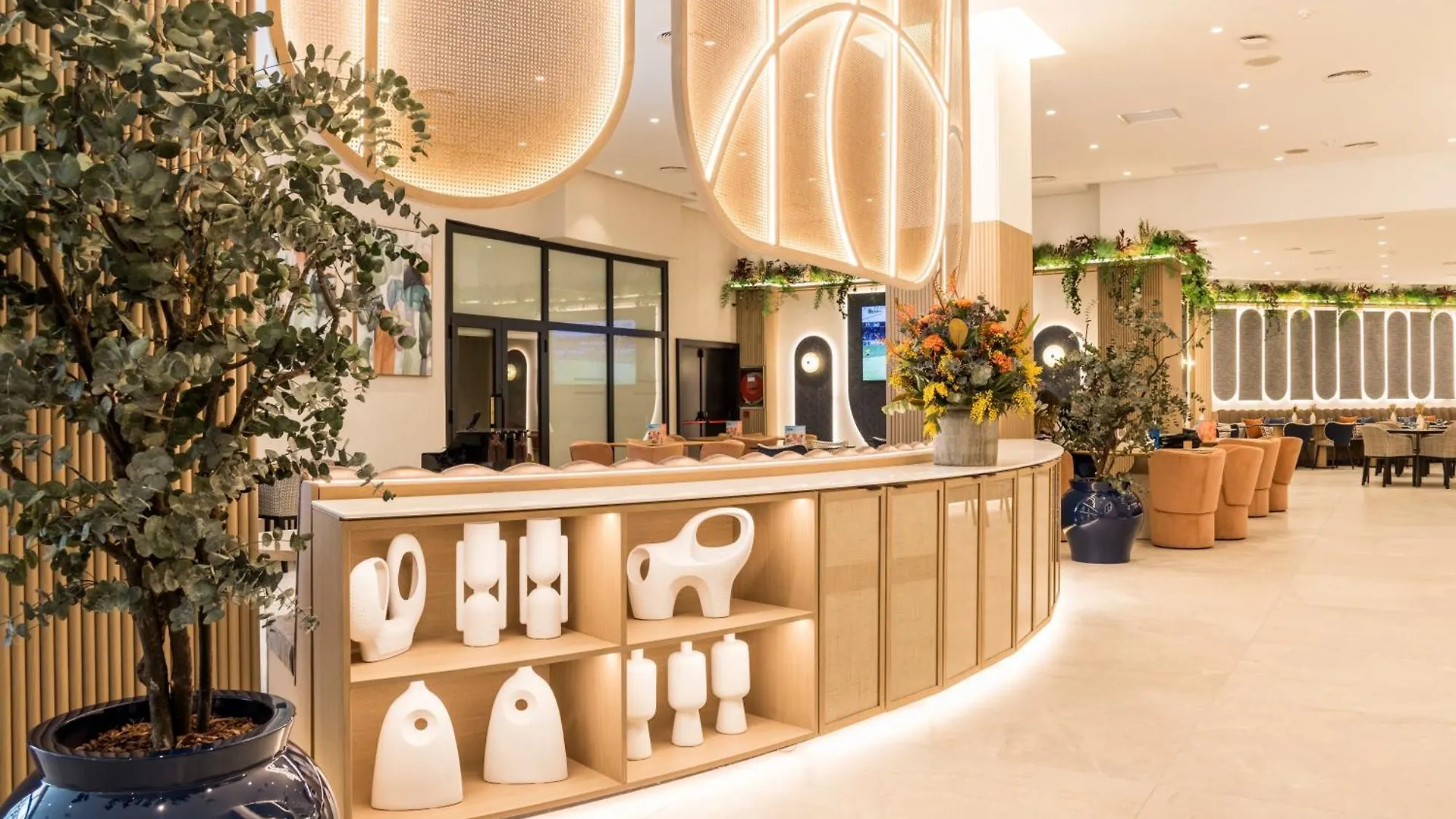 Ilunion Les Corts Spa Barcelona 4*,  Spain