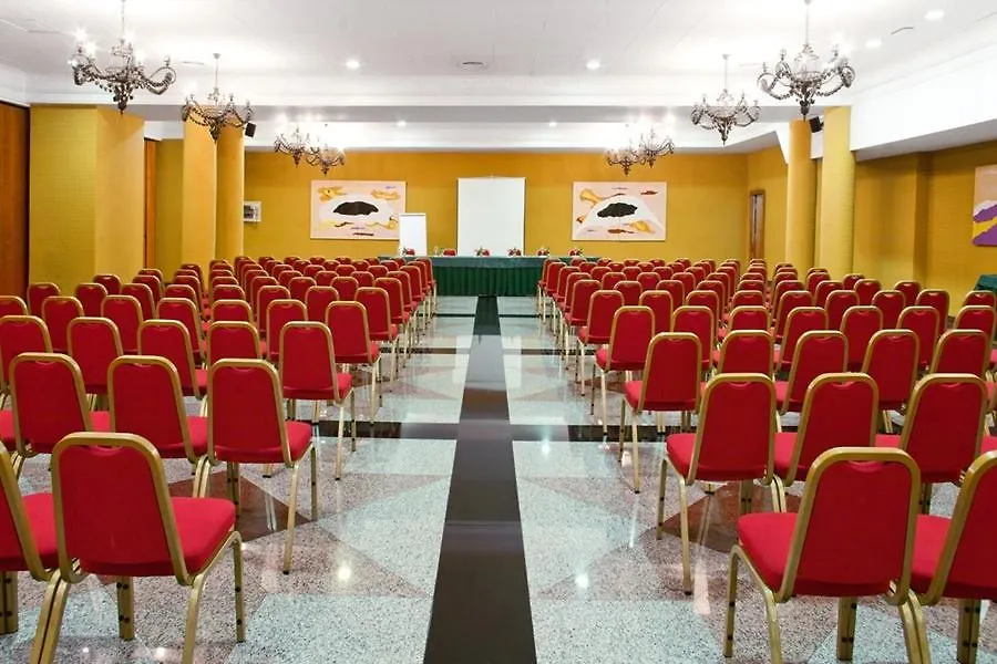 Ilunion Les Corts Spa Barcelona Spanyolország