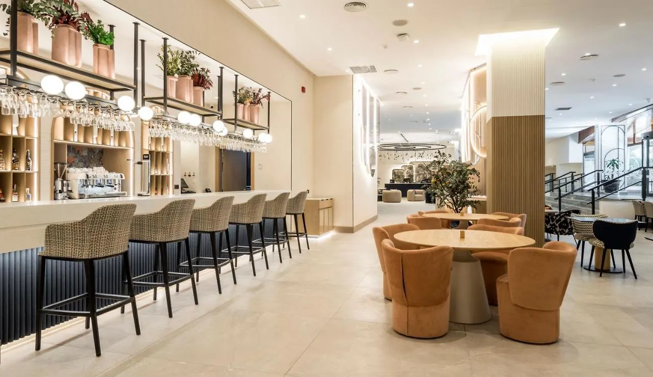 Ilunion Les Corts Spa Barcelona Hotel