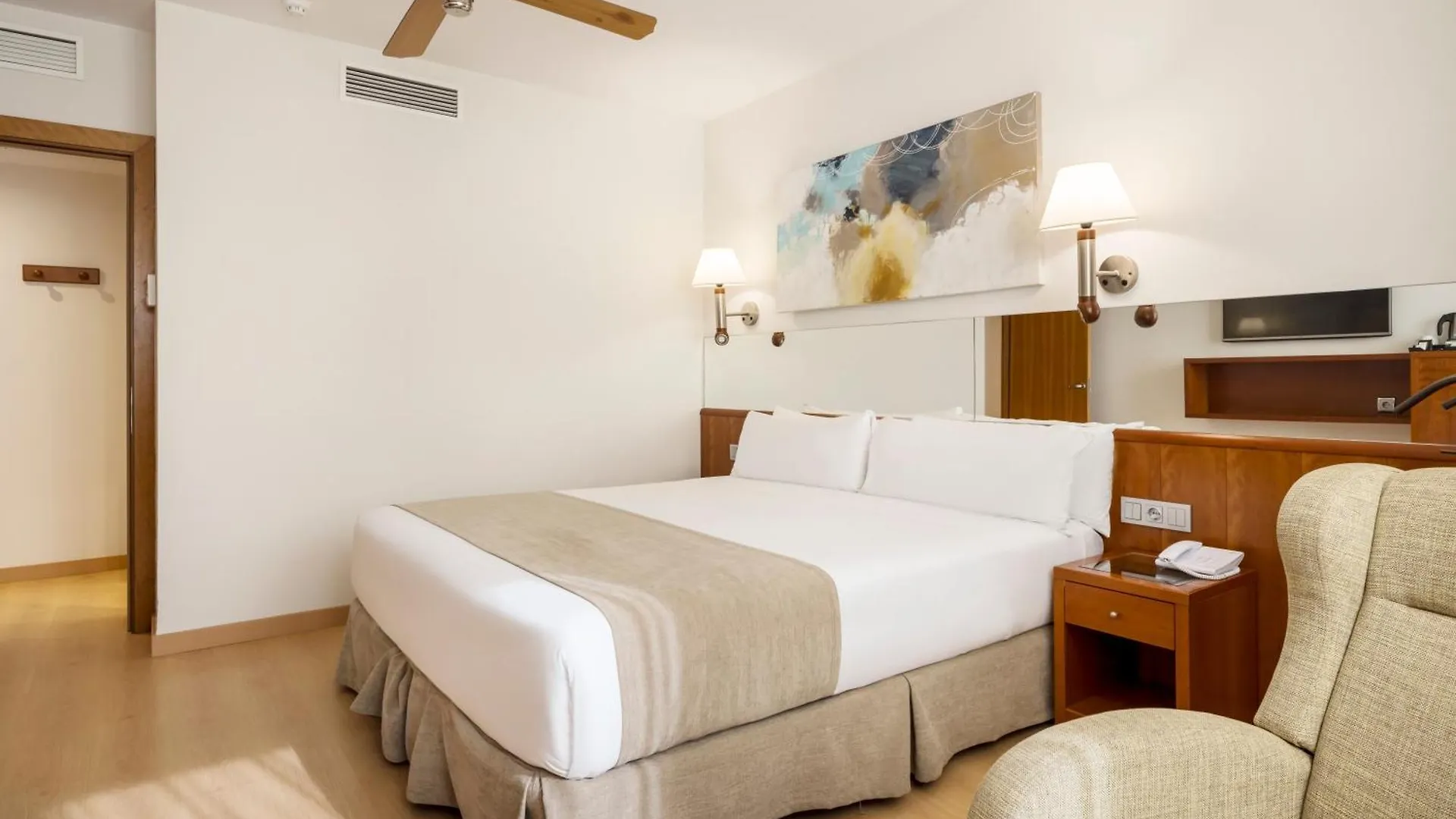 Ilunion Les Corts Spa Barcelona 4*,  Spanien